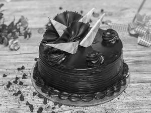 Traffle Chocolate Cake (Eggless)