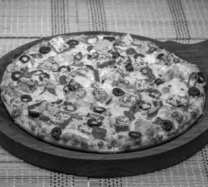Paneer Tikka Pizza 