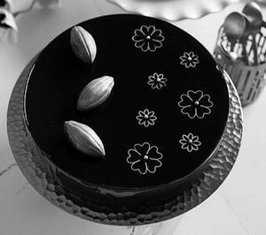 1/2 Kg Double Chocolate Truffle W/French Nougatine