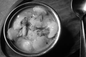 Sambar Idli 2 Pcs