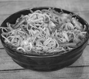 Veg Hakka Noodles
