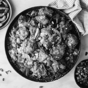 Chicken In Chilli Soya Sauce Dry [ 500 ml ]