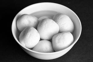 Rasagolla  