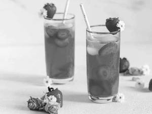 Strawberry Iced Tea