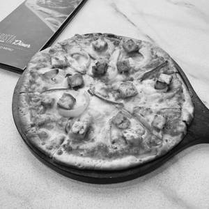 Paneer Tikka Pizza