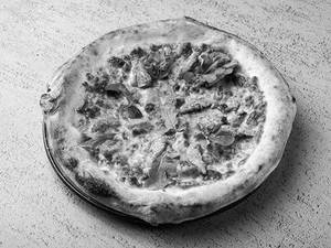 Grilled Peri Peri Chicken, Fresh Mozzarella & Rucola Pizza