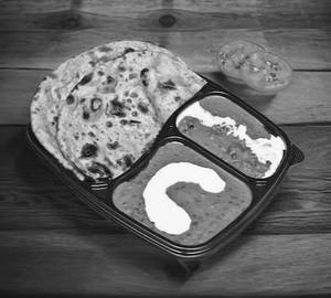 Dal Makhni  +  4 Butter Roti  +  Salad