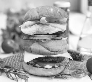 Muggles Special Non-Veg Burger