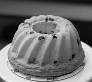 Chocolate Chips and Walnut Tea Cake (600gm)