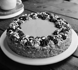Nutella Hazelnut  Cake  Eggless 1/2kg