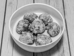 Malai Jamoon (1 Pc)