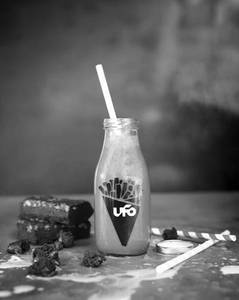 Brownie Cake Shake