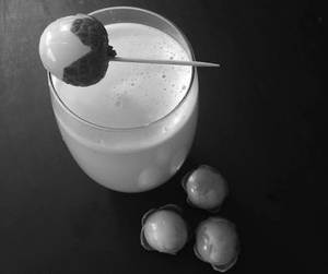 Blueberry Lychee Smoothie