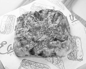 Classic Square Pizza (thick Crust)