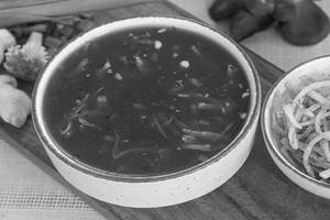 Veg Hot And Sour Soup [500 Ml]
