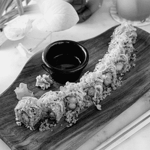 Spicy Prawn Tempura Purple Rice Roll [ 8 Pieces]