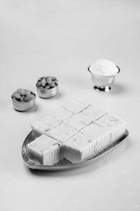 Delhi Soan Papdi [250 Gms]