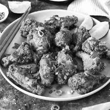 Chicken wings chilli paper salt