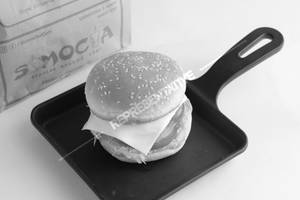 Veg cheese burger