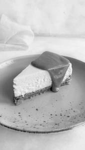 Lotus Biscoff Cheese Cake [1 Slice]