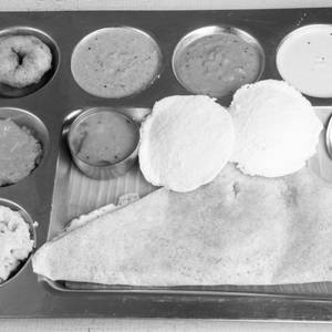 Mini Tiffin