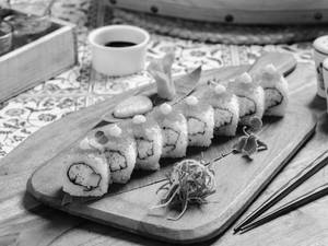 Seafood California Roll