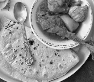 Roti And Chicken Meal