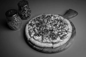 Chilli Paneer Pizza