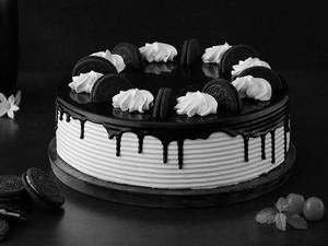 Oreo Fantasy Cake [1 Kg]