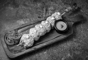 Chicken Achari Momo