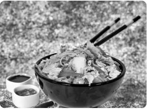 Egg Chicken Hakka Noodles
