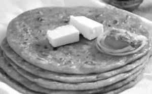 Paneer Paratha 1 Pc + Achar 