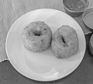 Medhu Vada