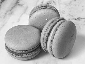 Bubble Gum Macaron
