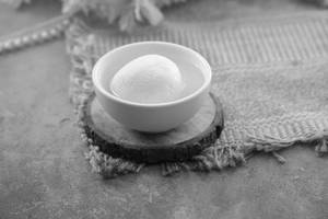 Rasgulla (4  Pc)