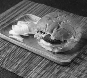 Alif Special Veg Burger