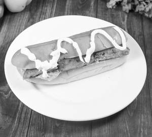 Coleslaw Hot Dog