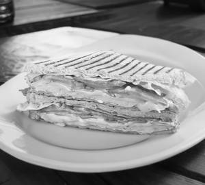 Makhani Paneer Grilled Sandwich
