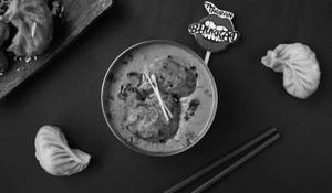 Chicken Makhani Momos