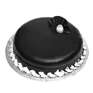 Rich Chocolate Cake (Eggless)