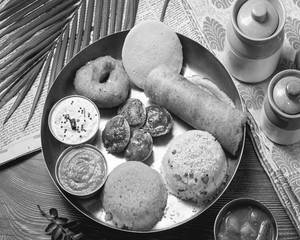 Santosham Breakfast Platter