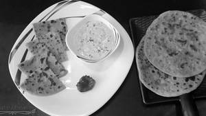 Aloo Pyaz (desi Ghee) Paratha