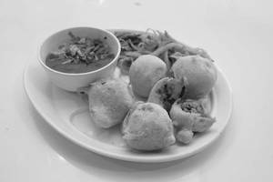 Chatakedar Batata Vada [Swaminarayan]