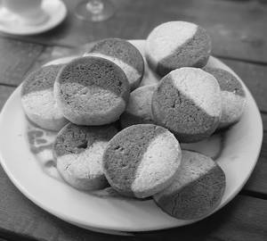 Choco Vanilla Cookies [250 grams]