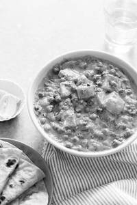 Matar Paneer