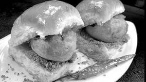 Dilkhush vada pav    