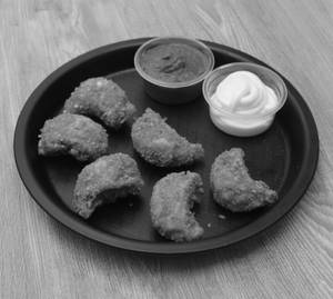 Veg Kurkure Momos (7 Pcs)