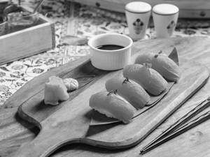 Tuna Nigiri
