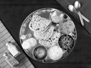 Premium Tawa Paratha Thali Without Rice