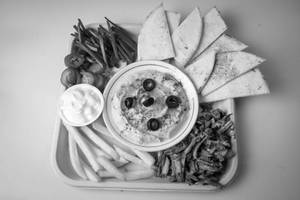 Hummus Chicken Platter